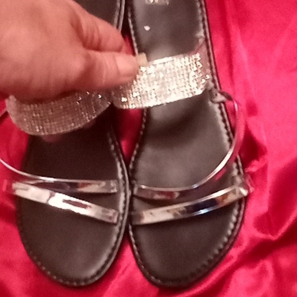 Brand new black and diamond accent sandals. - Picture 2 of 3